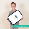 Blauw ruimteschip met lichtstraal Kinderkoffer - Zwart klein -sfeer4_NL