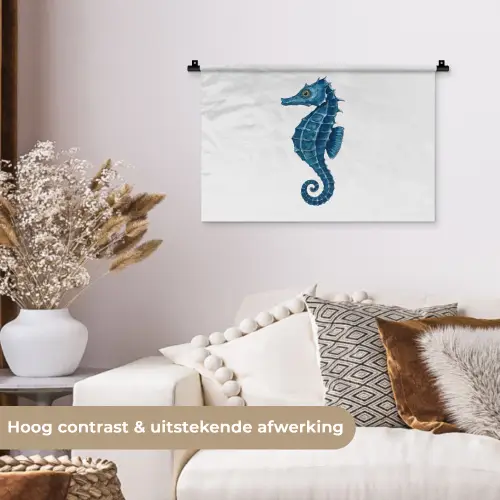 Zeepaardje - Staart - Blauw Wandkleed katoen klein -sfeer1