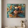 Vrouw - Bloemen - Oranje - Blauw - Modern Textielframe zwart klein -sfeer2