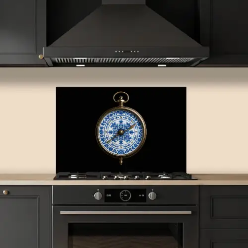 Kompas - Delfts blauw - Zwart keuken achterwand spatscherm klein -sfeer1