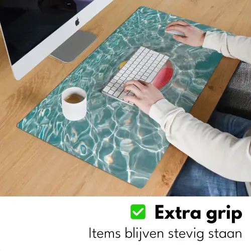Badeend - Zwemband - Geel Muismat XXL klein -sfeer3