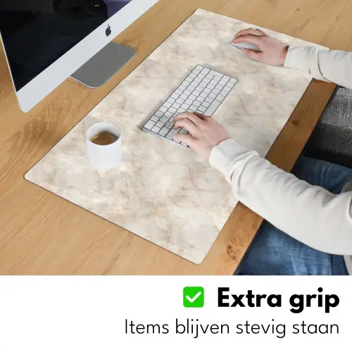 Lichtbeige - Goudbruine Nerven - Marmer Muismat XXL klein 681 -sfeer3