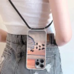 Meeuwen - Strand - Zee - Roze Hoesje iPhone 16 Pro Max met koord klein -sfeer5