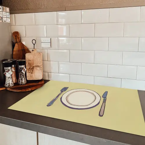 Illustratie - Bord - Bestek - Beige Inductie beschermer vinyl 3mm klein -sfeer3
