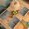 Kerstboom - Cadeaus - Rood - Goud Placemat vinyl groot -zzsfeer5_Kitchenyeah-website