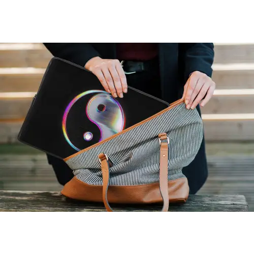 Yin-Yang - Cirkel - Regenboog laptophoes neopreen klein -tas