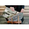 Penseelstreken - Groen - Abstract - Japandi laptophoes neopreen klein -tas