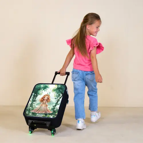 Meisje met blond haar in het bos Kinderkoffer - Zwart klein -sfeer1