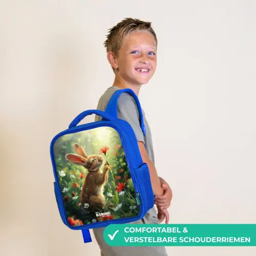 Kasper konijn Kinderrugzak - Blauw middel -sfeer3_NL