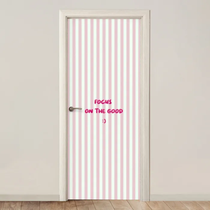Focus on the good - Strepen - Roze - Smiley deurposter klein -3d_beige