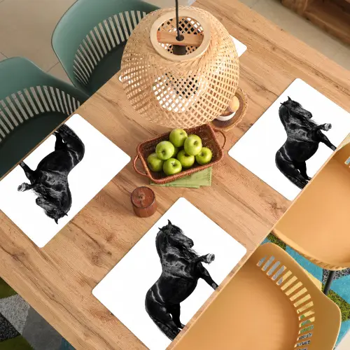 Fries - Hengst - Modern Placemat vinyl groot -zzsfeer5_Kitchenyeah-website