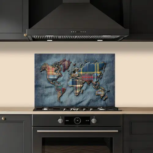 Wereldkaart - Denim - Textiel keuken achterwand spatscherm klein -sfeer1