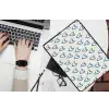 Hartjes patroon - Blauw - Beige - Liefde laptophoes neopreen klein -bureau