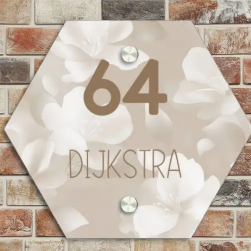 Beige bloemen - Modern Naambord Hexagon klein -sfeer2