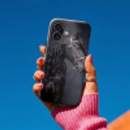 Portret - Paard - Donker Toughcase MagSafe Apple iPhone 17 klein -Sfeer1V