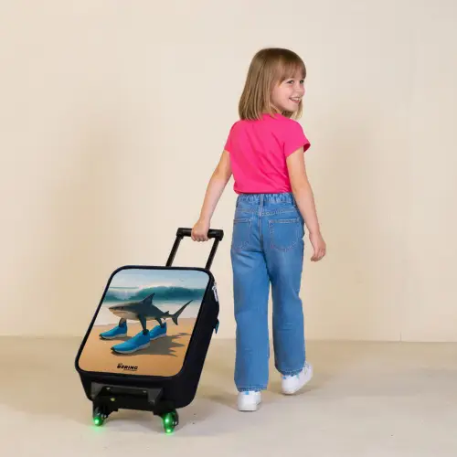 Tralalero tralala Kinderkoffer - Zwart klein -sfeer1