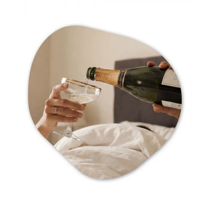 Champagne - Bed - Bubbels Wandcirkel Organisch Aluminium middel -3d