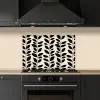 Botanisch - Dessin - Zwart - Beige keuken achterwand spatscherm klein 900 -sfeer1