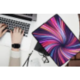 Abstract - Swirl - Futuristic - Neon laptophoes neopreen klein -bureau