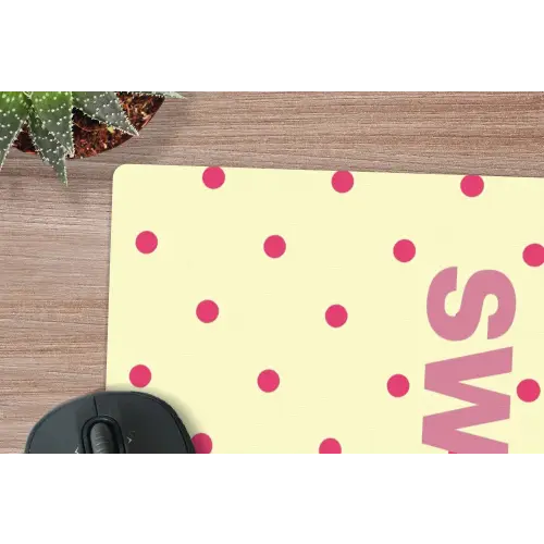 Swag - Roze - Stippen - Geel muismat rubber klein -closeup