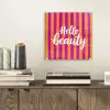 Modern - Hello - Oranje plexiglas 5mm klein -sfeer1