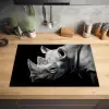 Dieren - Neushoorn - Zwart - Wit - Portret Inductie beschermer vinyl 3mm klein -sfeer5