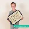 Dino alfabet Kinderkoffer - Zwart klein -sfeer4_NL