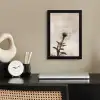 Paardenbloem - Minimalistisch - Wit fotolijst zwart zonder passe partout klein -sfeer1