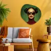 Vrouw - Groen - Bril - Aesthetic - Modern Wandcirkel Organisch Plexiglas middel -sfeer4
