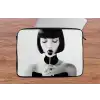 Vrouw - Lolly - Zwart - Wit laptophoes neopreen klein -tafel