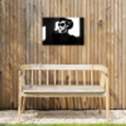 Vrouw - Zwart - Hart Tuinposter op houten frame 2 cm dik klein -sfeer4