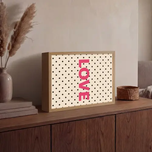 Love - Stippen - Roze Light Box met batterij (Wandlamp) middel -sfeer2