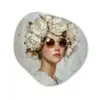 Schilderij - Vrouw - Zonnebril - Bloemenkrans Wandcirkel Organisch Forex 3mm klein -3d