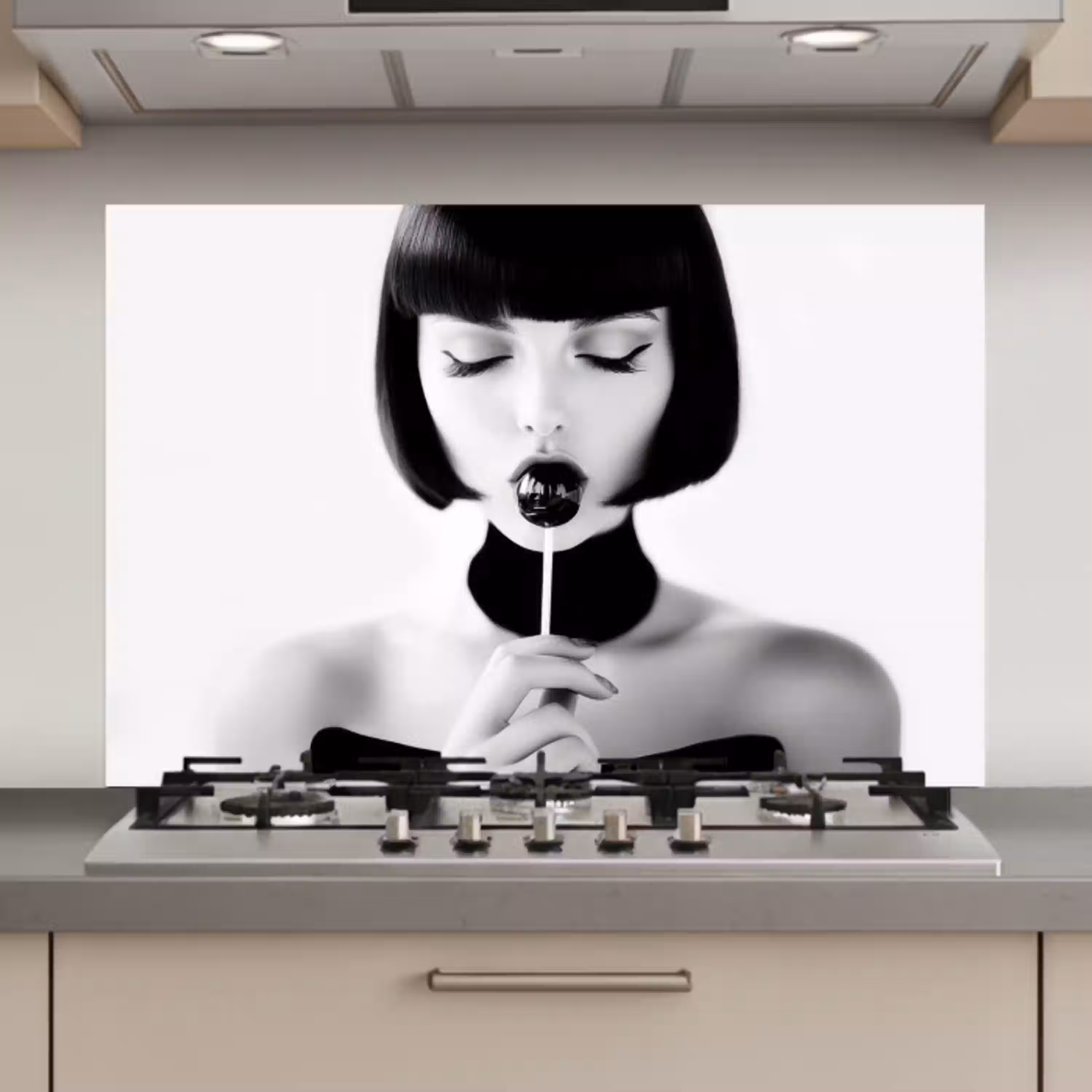 Vrouw - Lolly - Zwart - Wit keuken achterwand spatscherm klein -3d_website