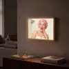 Vrouw - Douche - Roze Light Box met batterij (Wandlamp) middel -sfeer1