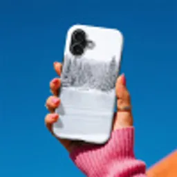 Meer - Dennen - IJs - Winter - Rustgevend Toughcase MagSafe Apple iPhone 17 klein -Sfeer1V