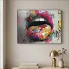 Lippen - Graffiti - Expressief Textielframe zwart klein -sfeer2