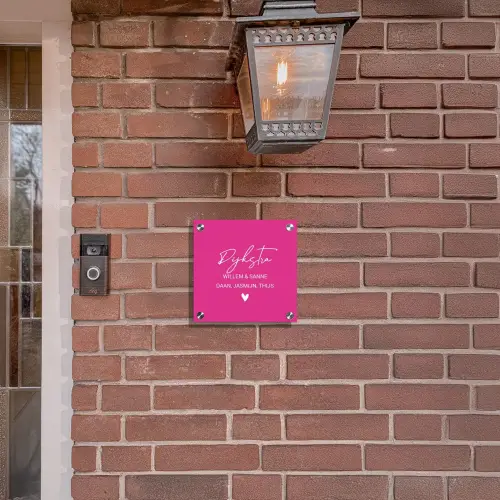 Felroze - Sierlijk Naambord Vierkant klein -sfeer7-XS