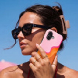 Retro - Waves - Kleurrijk Toughcase MagSafe Apple iPhone 17 klein -Sfeer2V