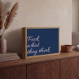 Fuck what they think - Blauw - Cursief Light Box met batterij (Wandlamp) middel -sfeer2