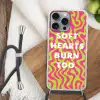 Abstract - Quote - Centraal - Roze Hoesje iPhone 16 Pro Max met koord klein -sfeer4