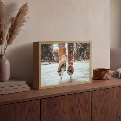 Schaatsen - IJs - Winter - Sneeuw Light Box met batterij (Wandlamp) middel -sfeer2