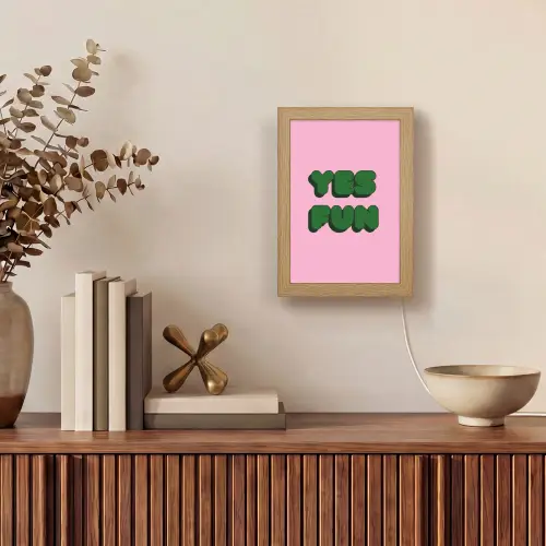 Yes fun - Groen - Roze Light Box met kabel (Tafellamp) klein -sfeer2