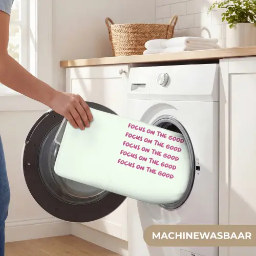 Focus on the good - Roze Badmat klein -USP_WasbaarNL