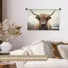Schotse hooglander - Hoorns - Landschap Wandkleed katoen klein -sfeer1