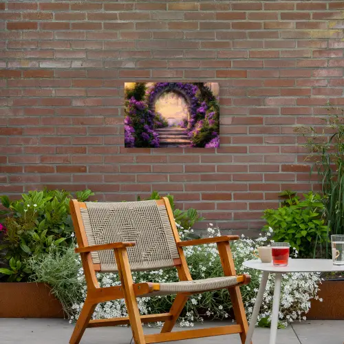 Poort - Paars - Bloemen Tuinposter op houten frame 2 cm dik klein -sfeer3