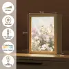 Bloemenveld - Lichte tinten - Geschilderd Light Box met kabel (Tafellamp) klein -USP_NL
