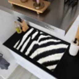 Zebra - Vacht - Klassiek - Zwart - Wit Inductie beschemer met haakjes klein -sfeer1
