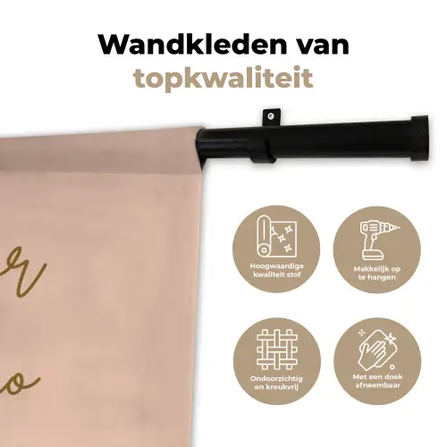 Too old for dicaprio - Roze - Groen Wandkleed katoen klein -sfeer2