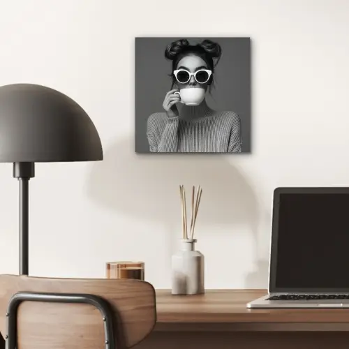 Vrouw - Koffie - Zwart - Wit aluminium wit klein -sfeer5